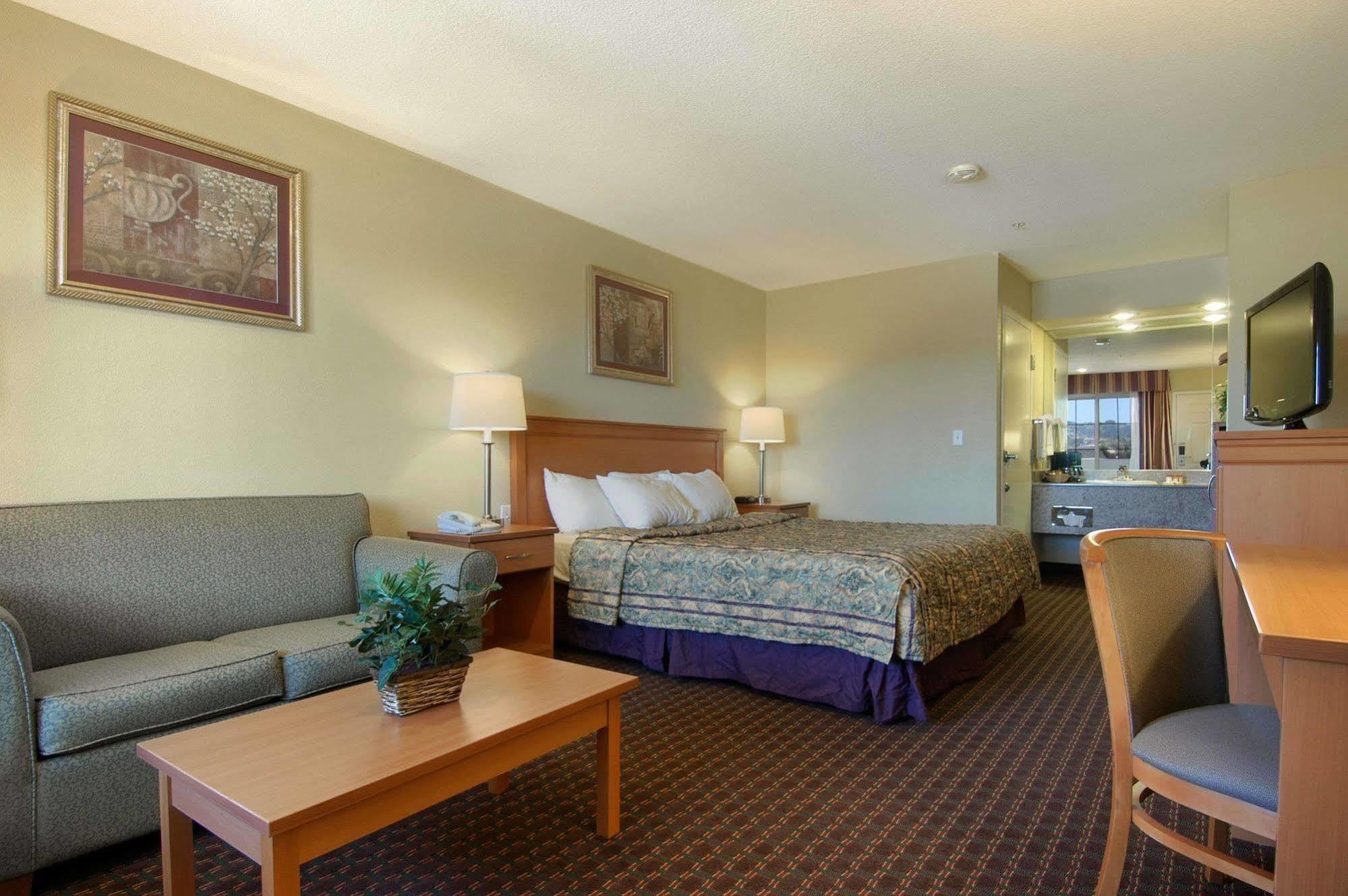 Days Inn By Wyndham Hayward Airport Kamer foto